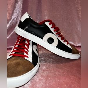 Oliver Cabell- low 1- metropolis.